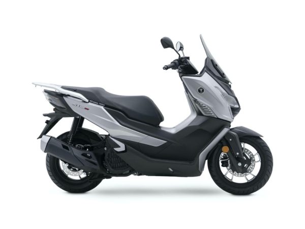 scooter-sfida-sr125-studio-2-3524893452