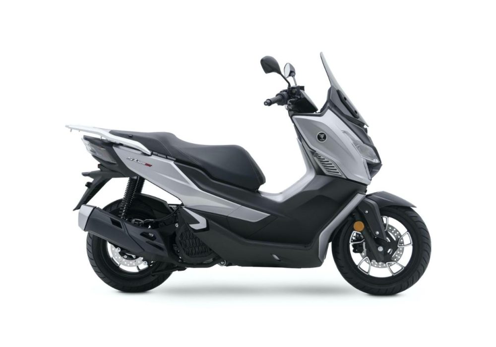 scooter-sfida-sr125-studio-2-3524893452